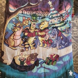 Disney Festive Winnie the Pooh Blanket - Multicolor